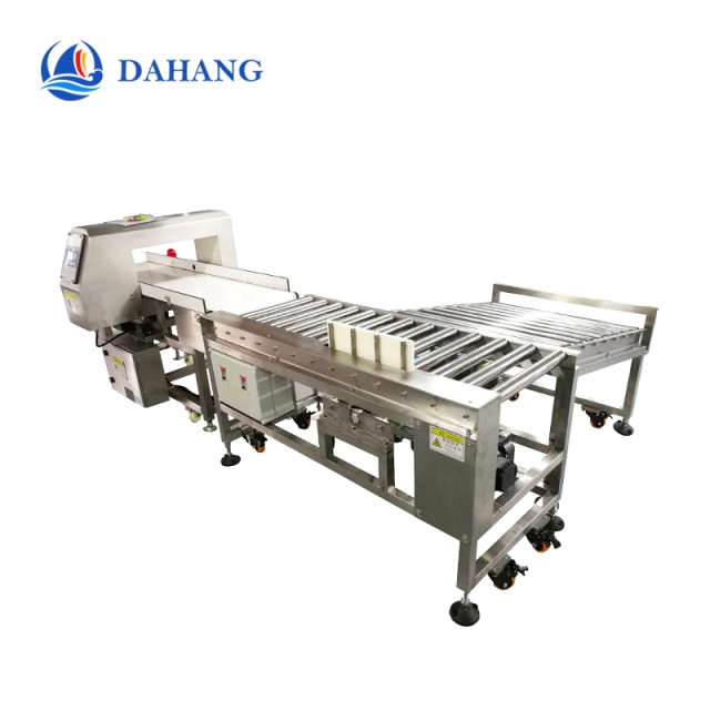 carton metal detector with rejector