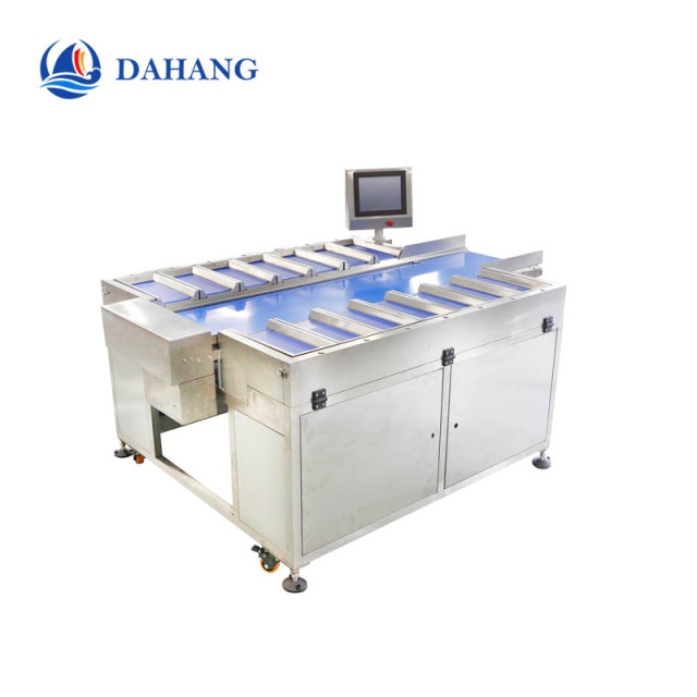 Weighing batcher machine