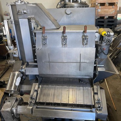  JBT HERITAGE BREADING MACHINE   